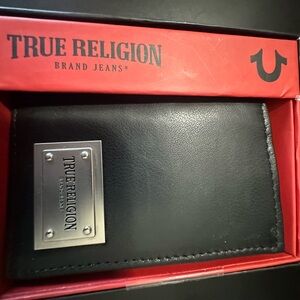 🆕True Religion Trifold Leather Wallet
